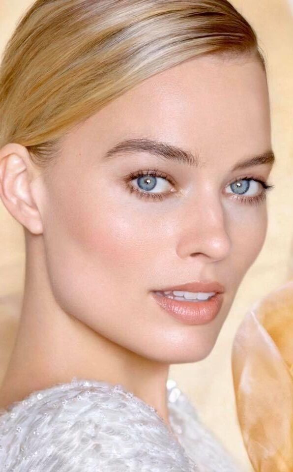 Margot Robbie