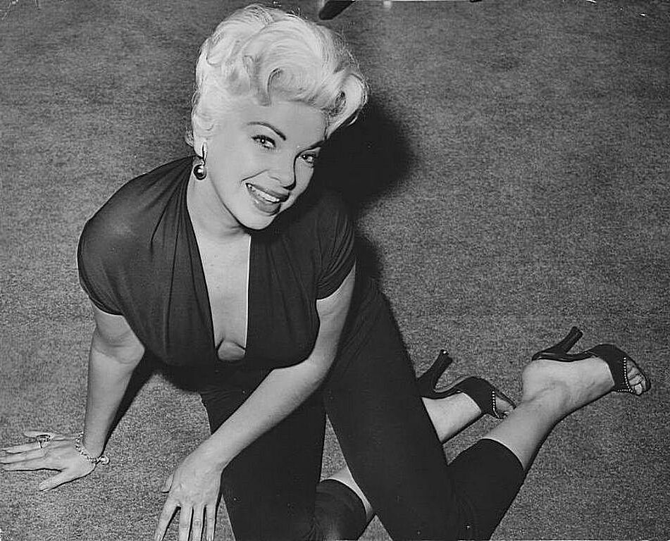 BARBARA WINDSOR