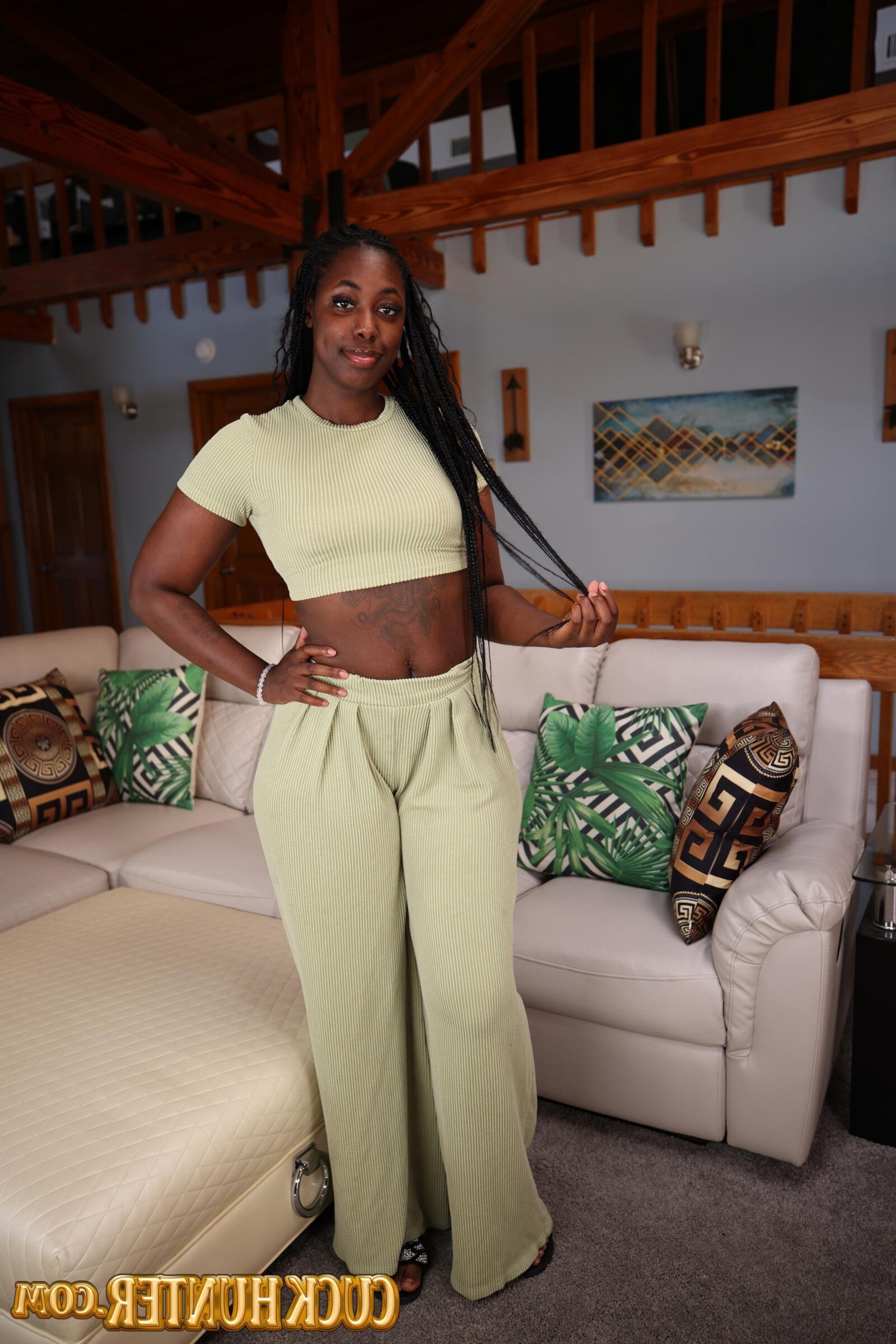 Deja Babe yo punise le mari pour avoir oublié l'anniversaire