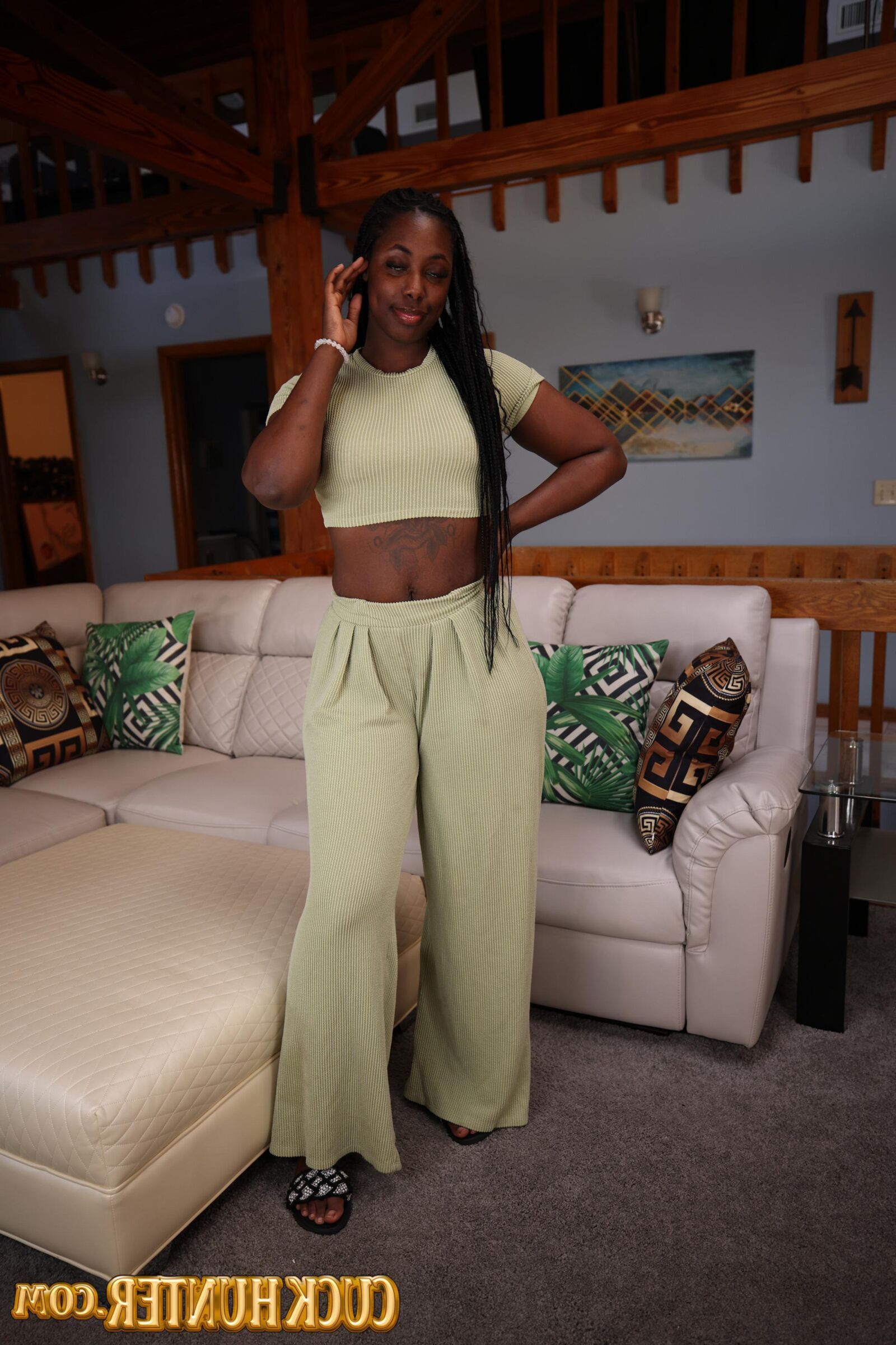 Deja Babe yo punise le mari pour avoir oublié l'anniversaire