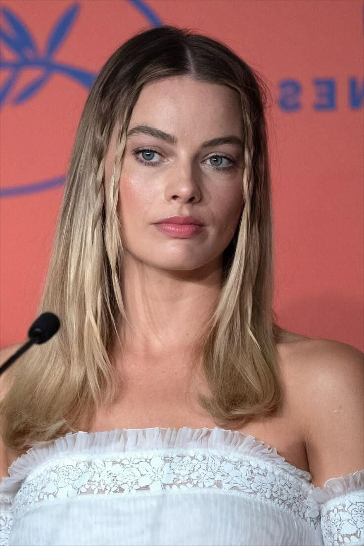 Margot Robbie