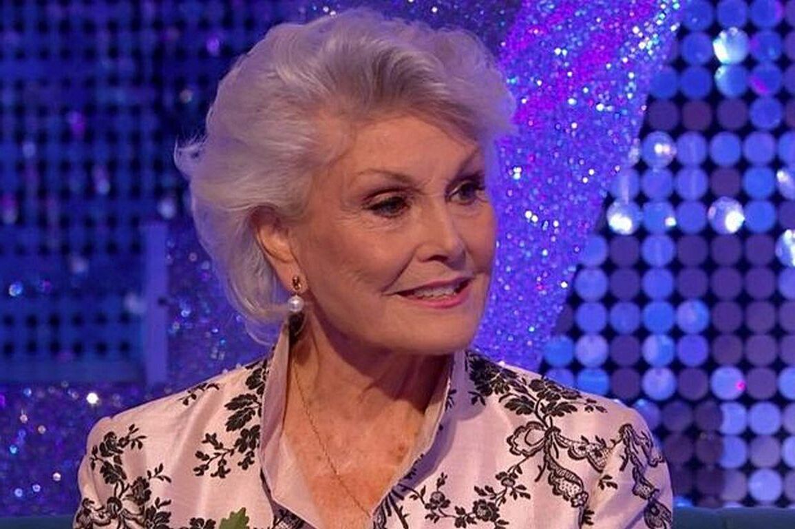 Angela Rippon