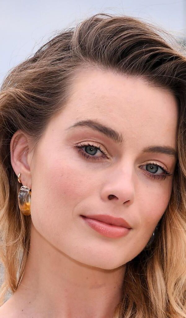 Margot Robbie
