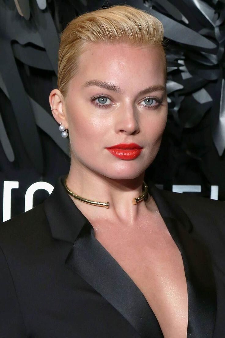Margot Robbie