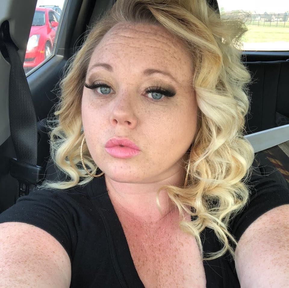 Katrina schwarzte Thicc