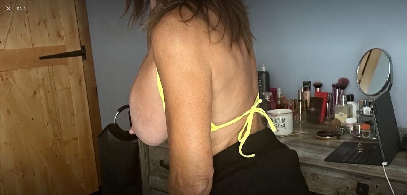 Milf Mary Screenshots