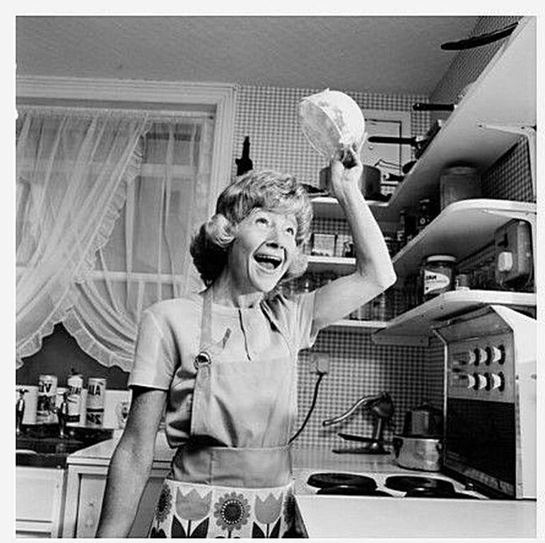 Dora Bryan