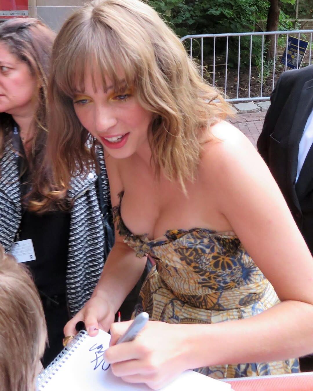 Maya Hawke ist hübsch