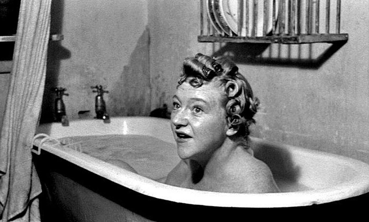 Dora Bryan