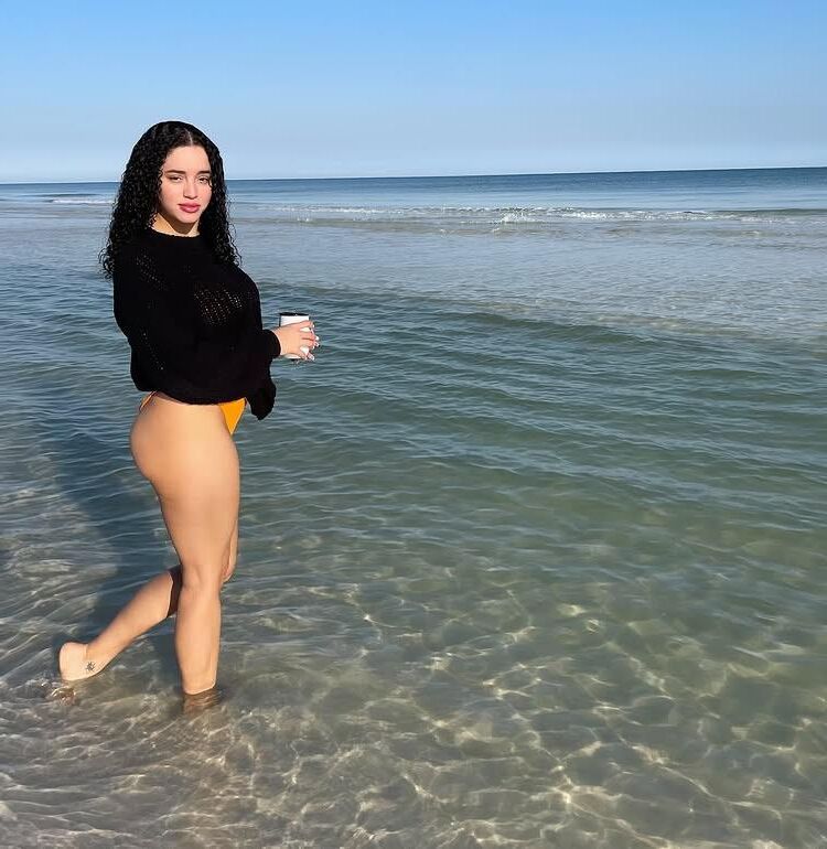 Modelo Insta Ashley Dawn Smith