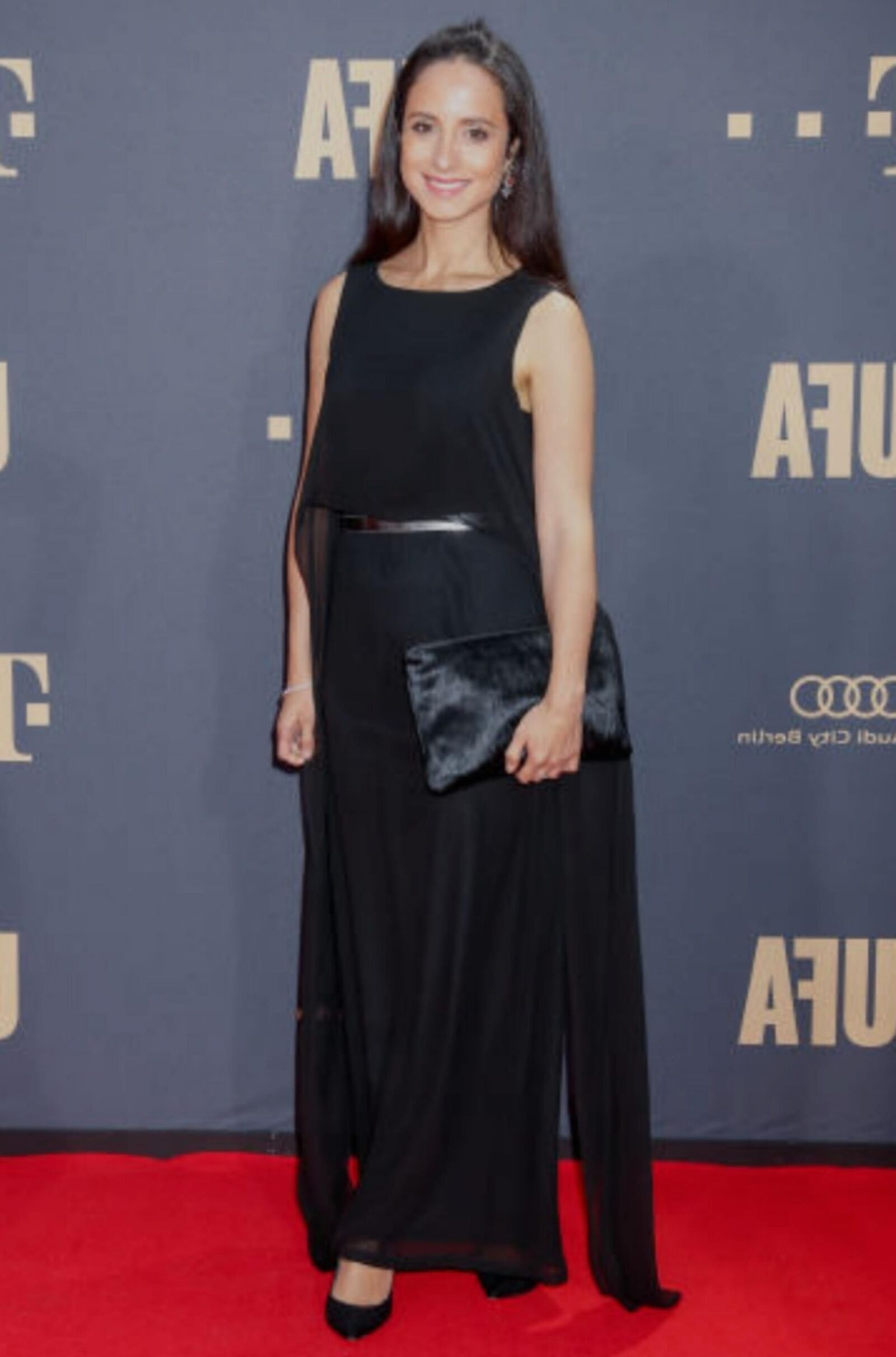 Stephanie St. Schauspielerin und Geile Fickschlampe!