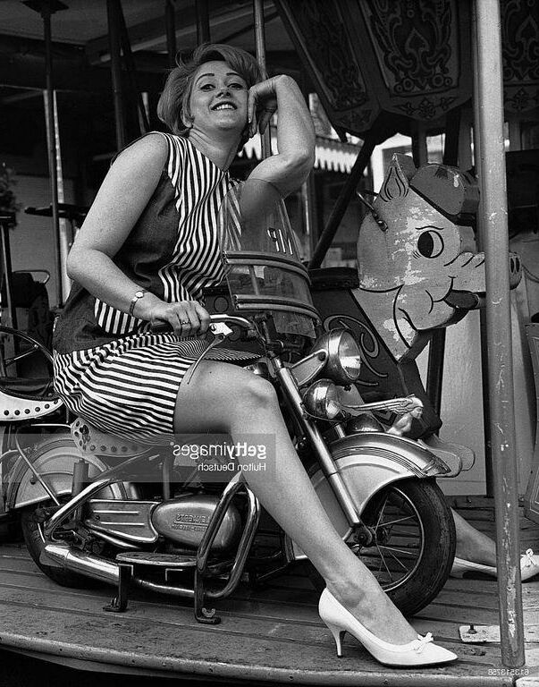 Liz Frazer