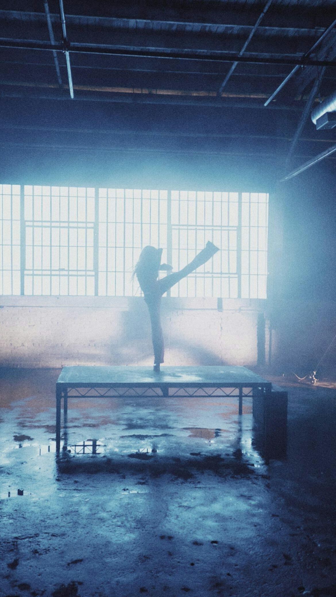Sabrina Carpenter Fast Times (Stills y BTS)