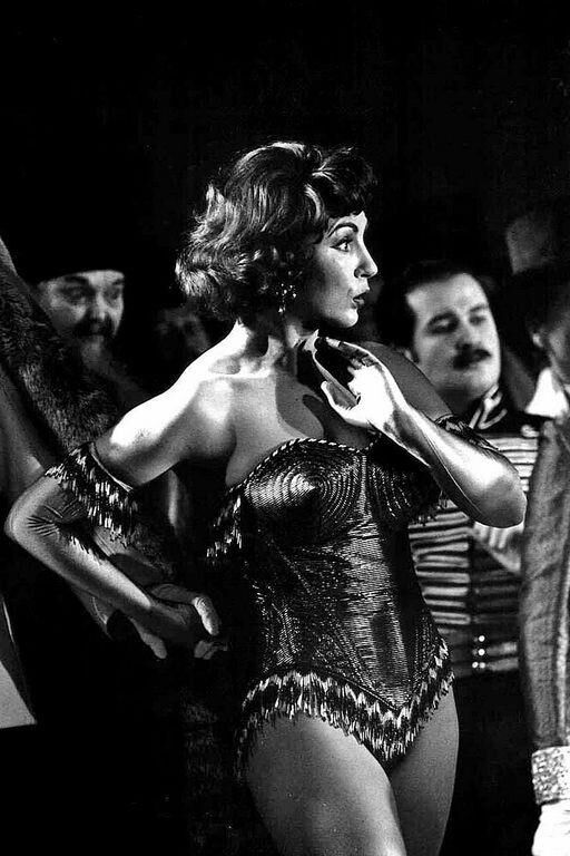 Lesley Garret