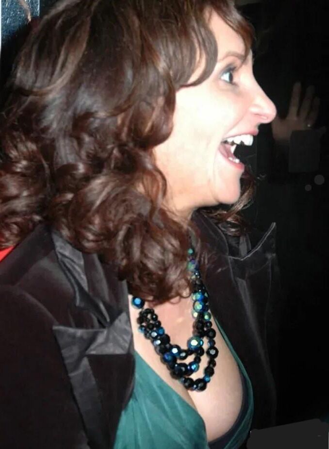 Lucy Porter Tamanho do bolso MILF