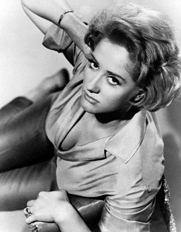 Liz Frazer