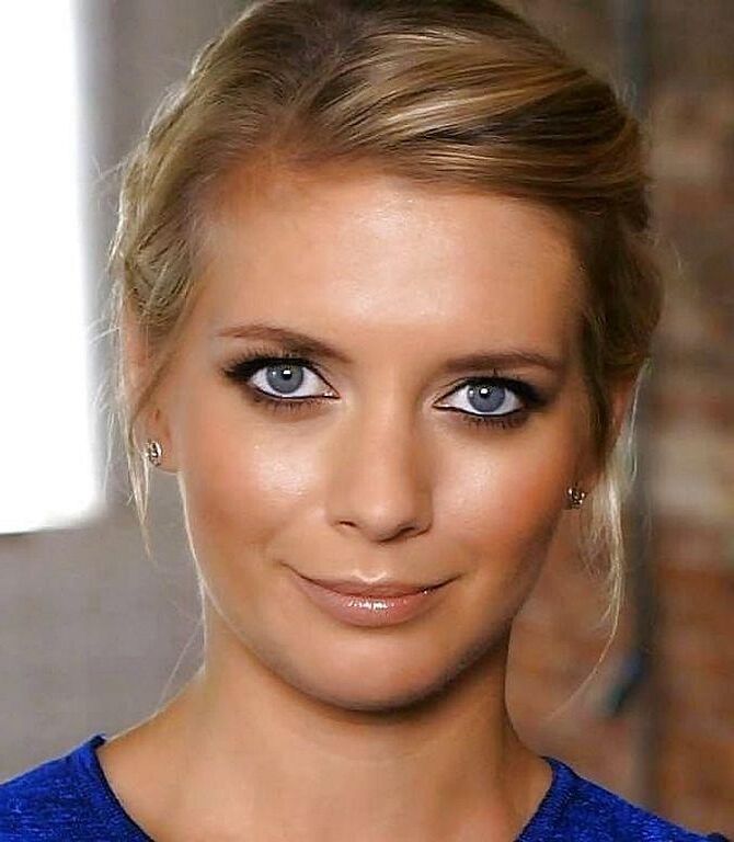 Rachel Riley