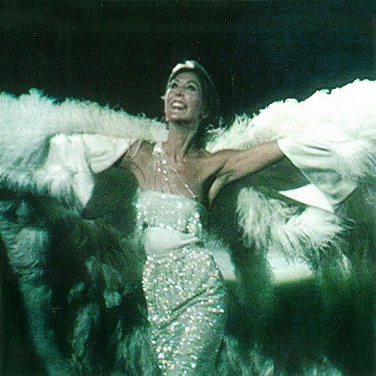 ANITA HARRIS