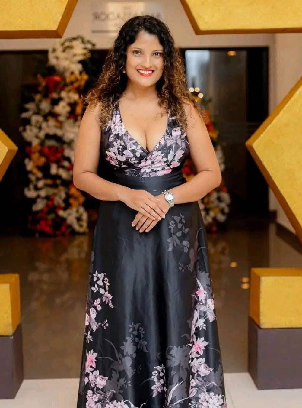 Pabooda sandeepani big boobs