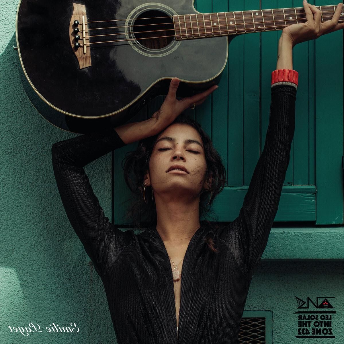 Modèle et musicien de nu Emilie Payet de Polynésie française