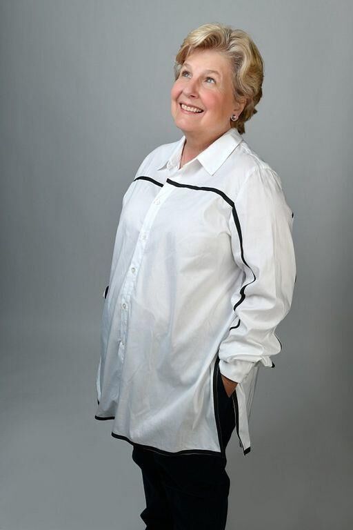 SANDI TOKSVIG