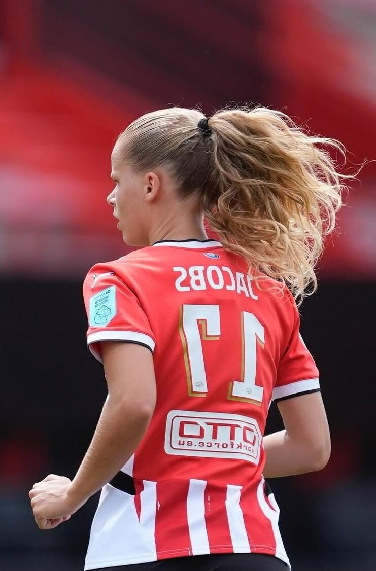 PSV women (comment which one you like)