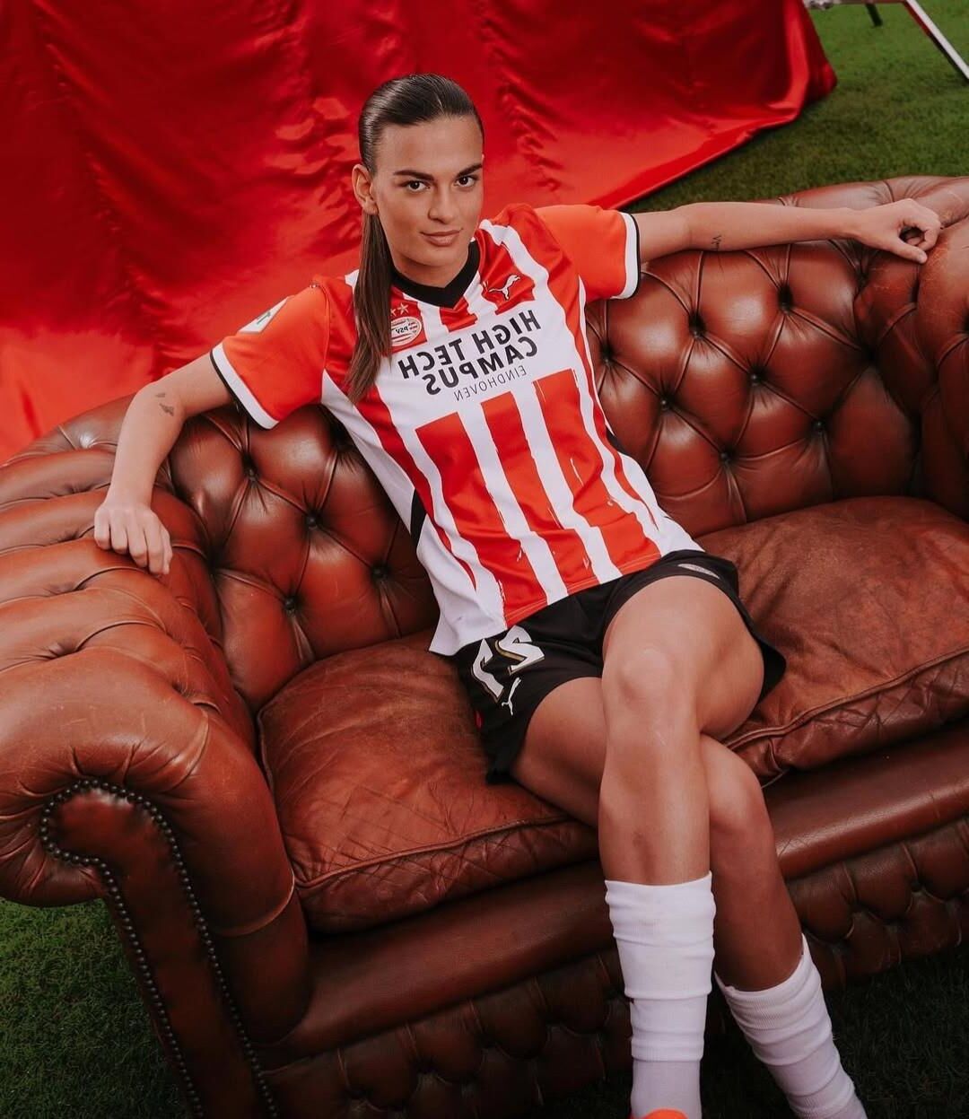 PSV women (comment which one you like)