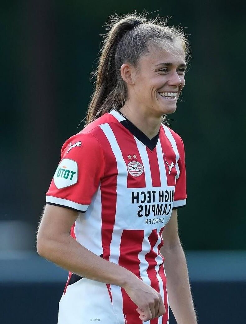 PSV women (comment which one you like)