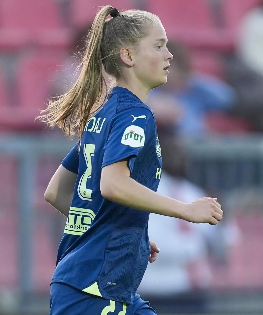 PSV women (comment which one you like)