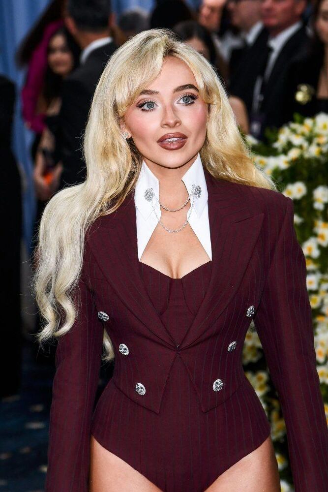 Look Gala Met Gala de Sabrina Carpenter