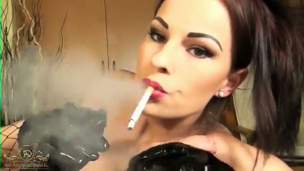 Abbie Cat Smoking BJ