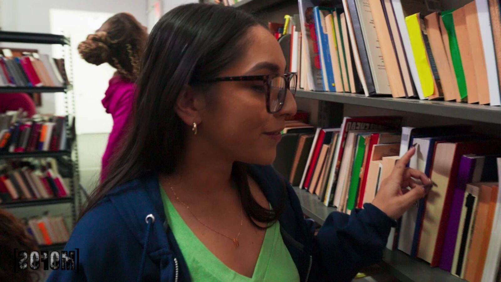 Madison Wilde yo The Library