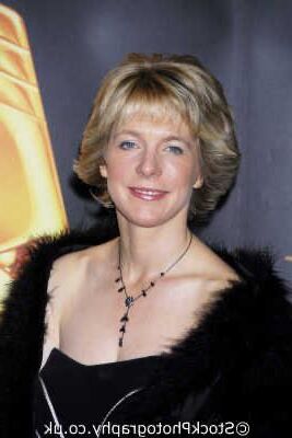 Hazel Irvine Cum auf ihrem Gesicht