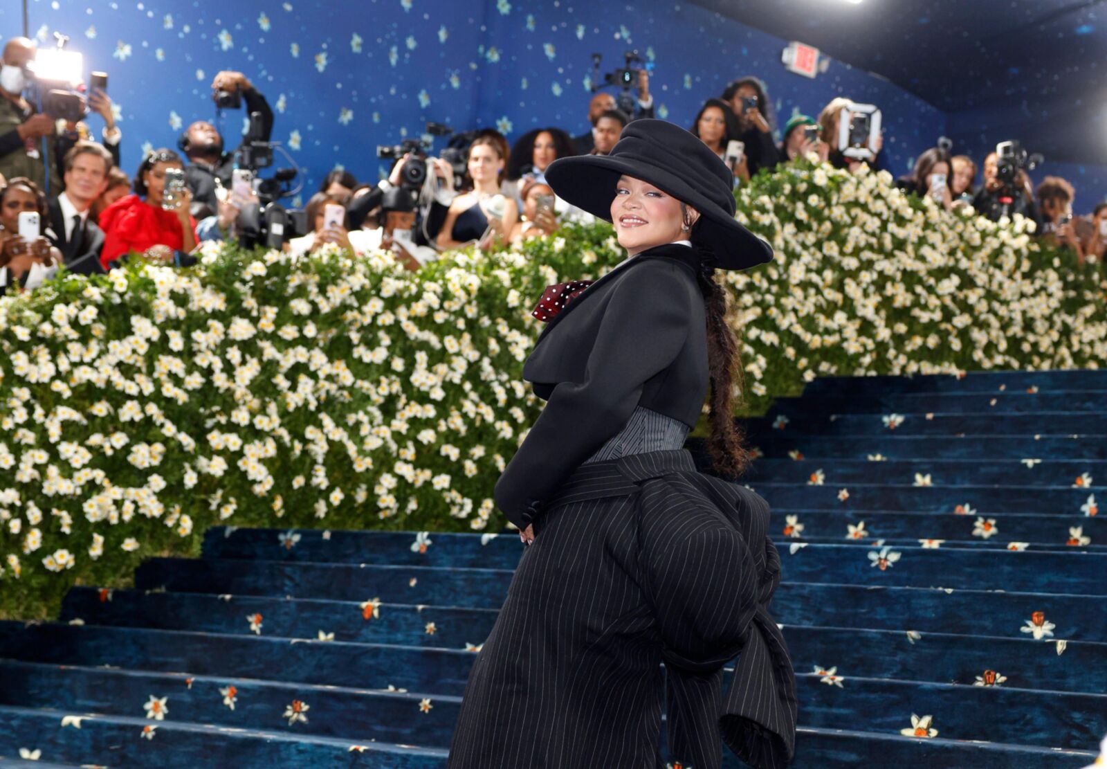 Rihanna Met Gala