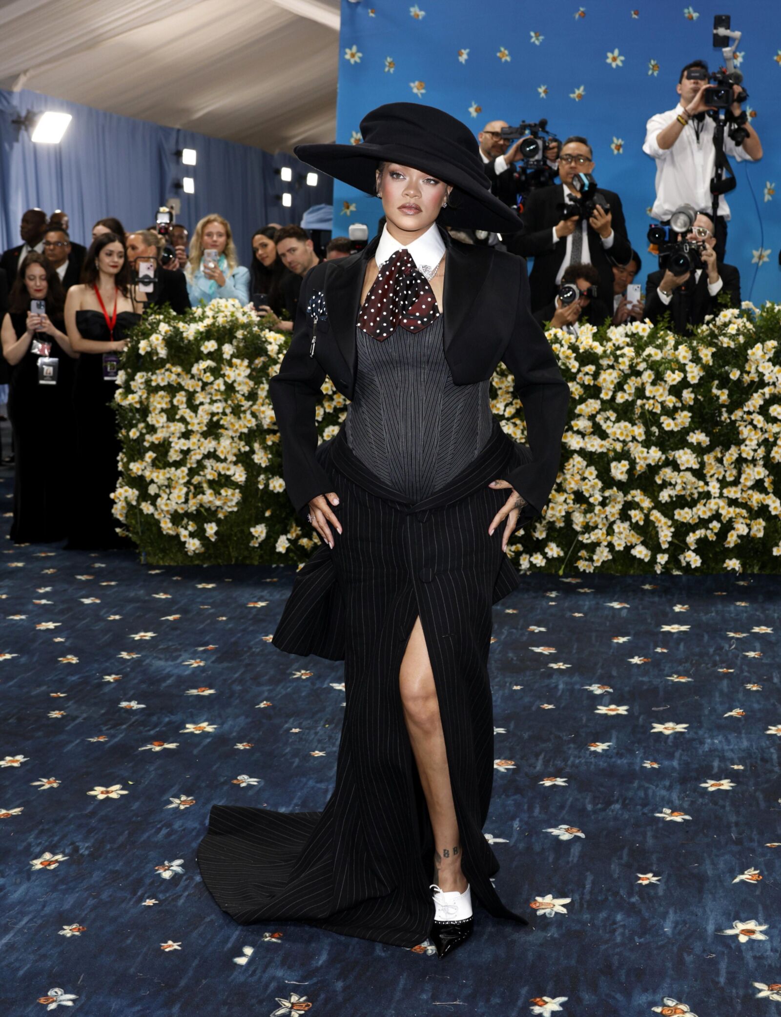 Rihanna Met Gala