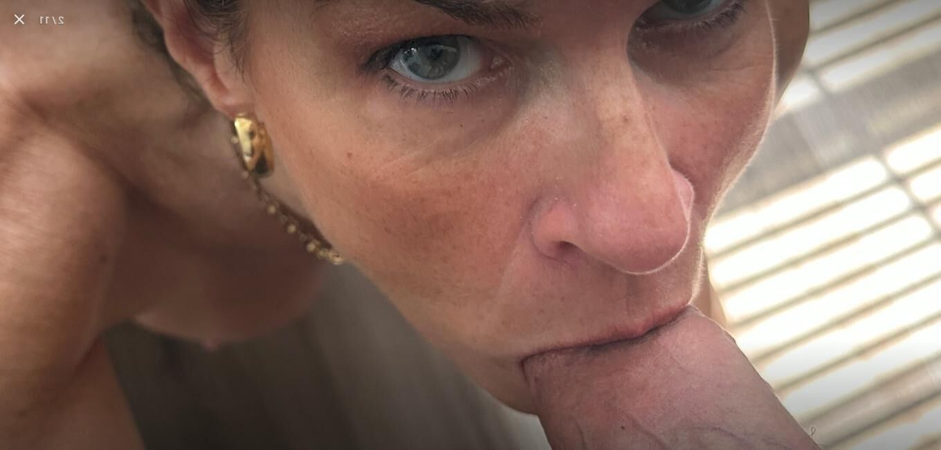 Milf Mary Screen Shots