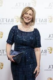 Hazel Irvine Cum auf ihrem Gesicht