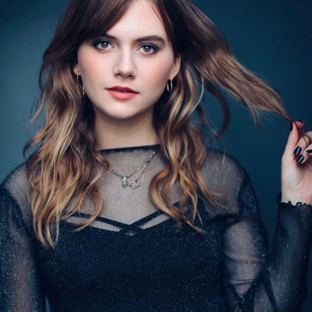 Emilia Jones is hot 