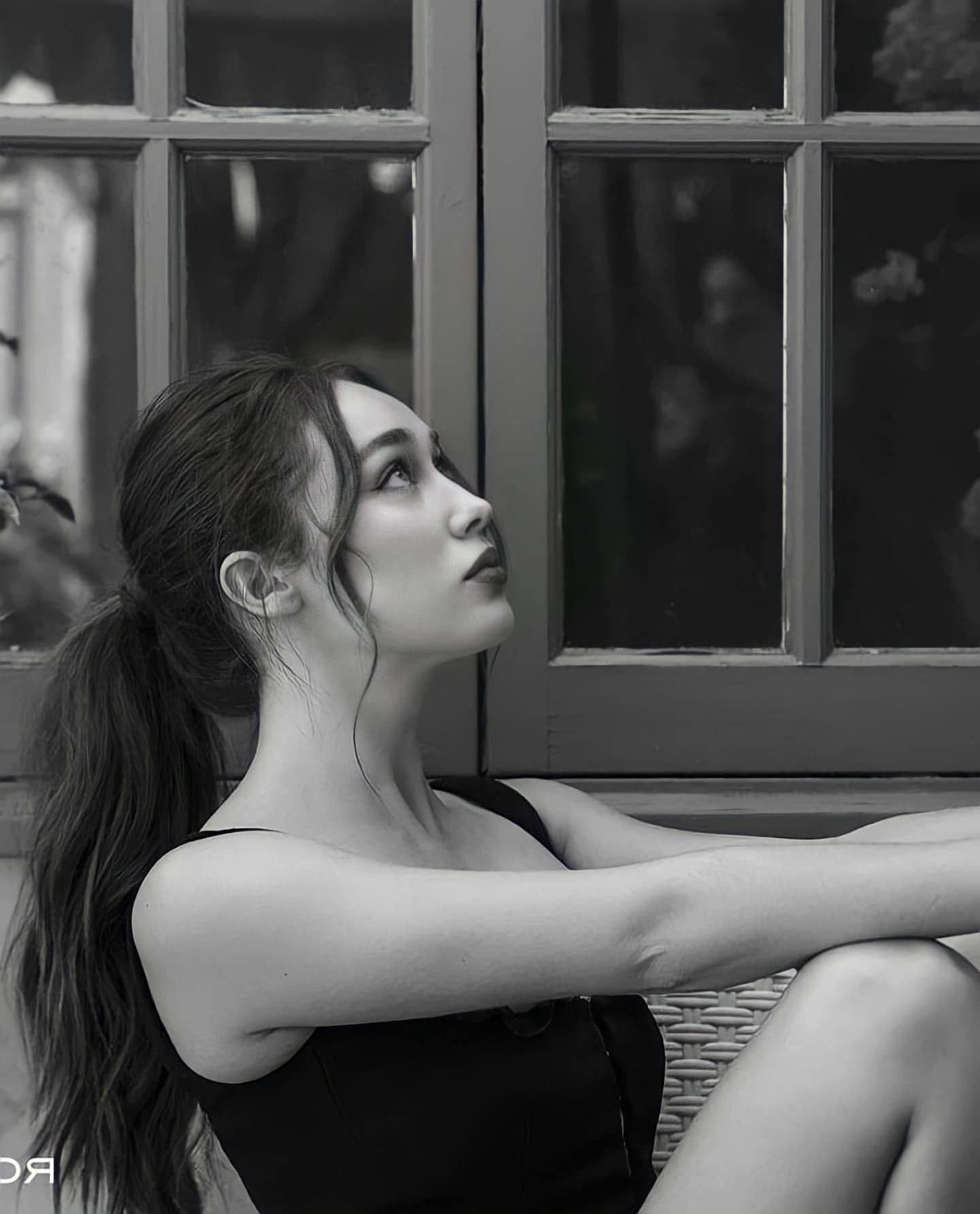 Alycia Debnam Carey hot lady