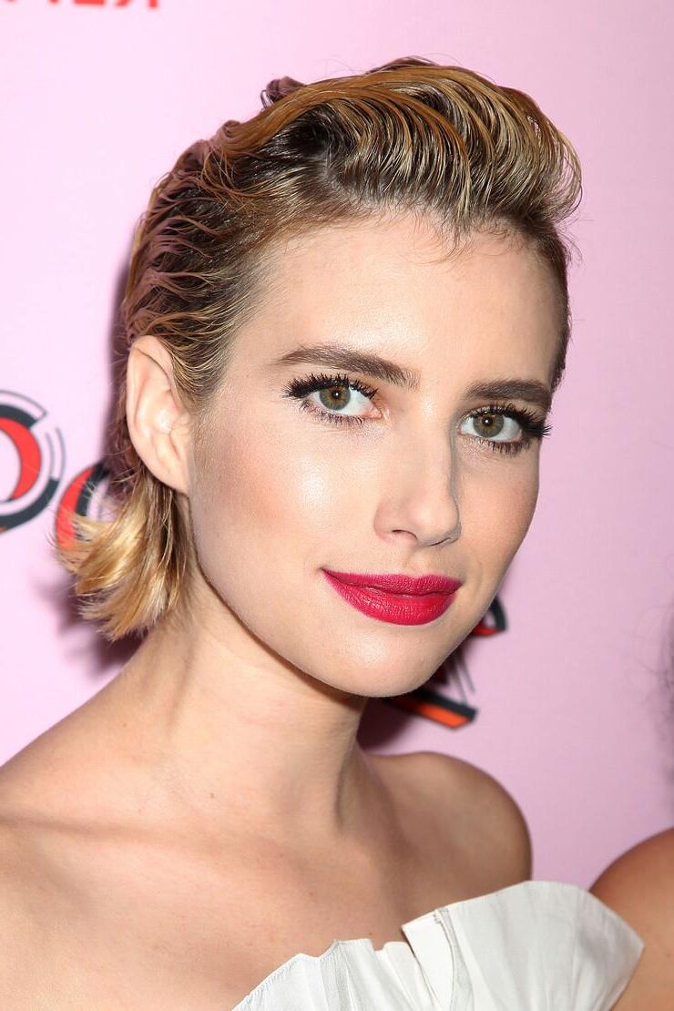Emma Roberts 