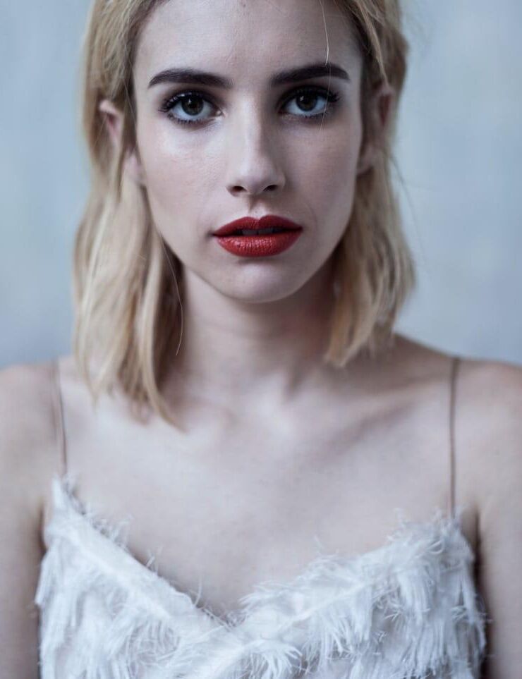 Emma Roberts 