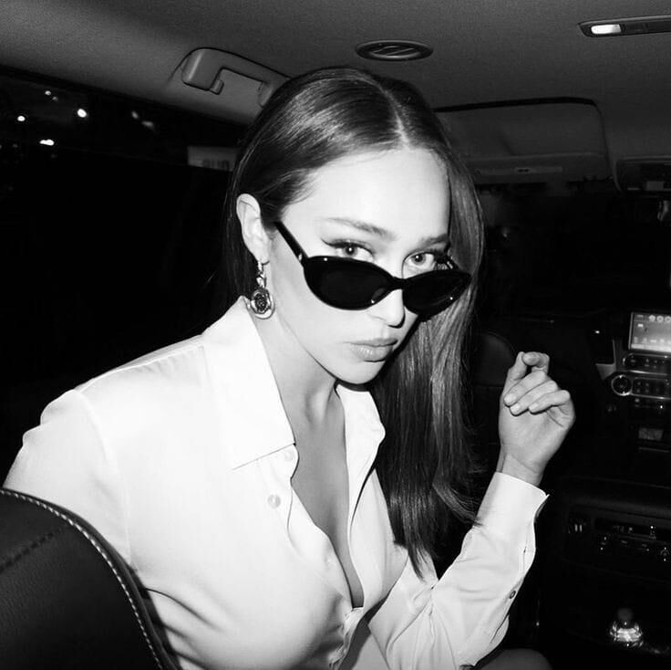 Alycia Debnam Carey hot lady