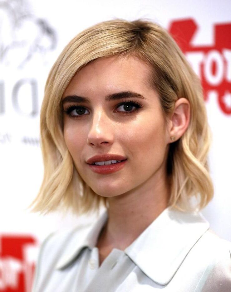 Emma Roberts 