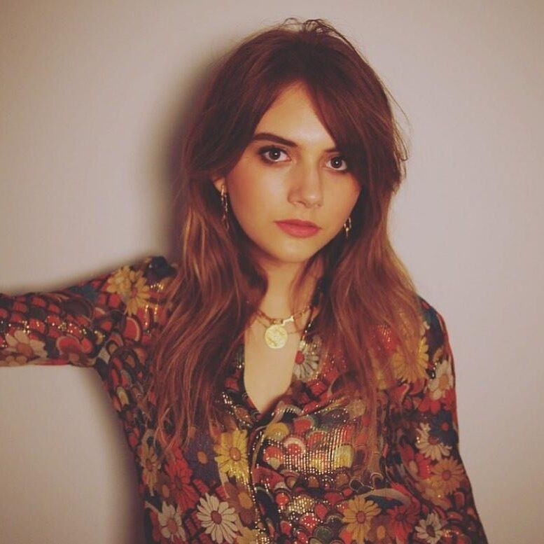 Emilia Jones is hot 