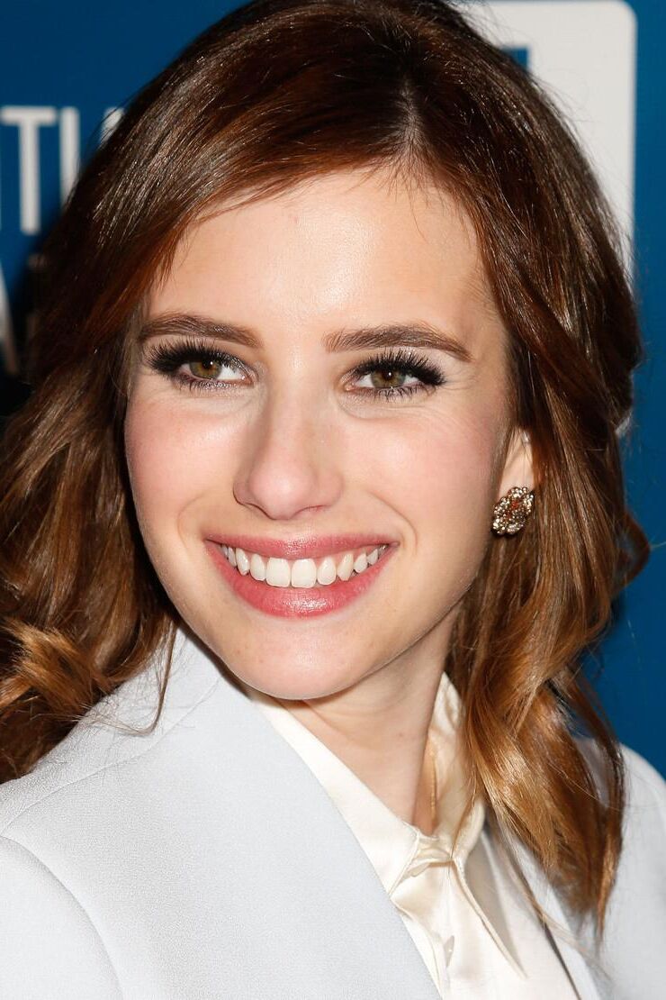 Emma Roberts 