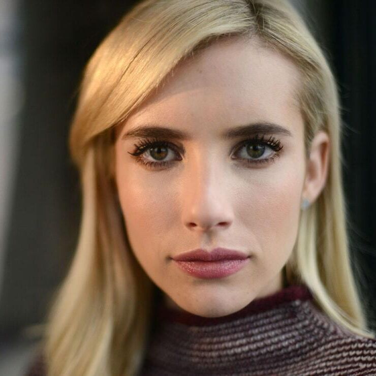 Emma Roberts 