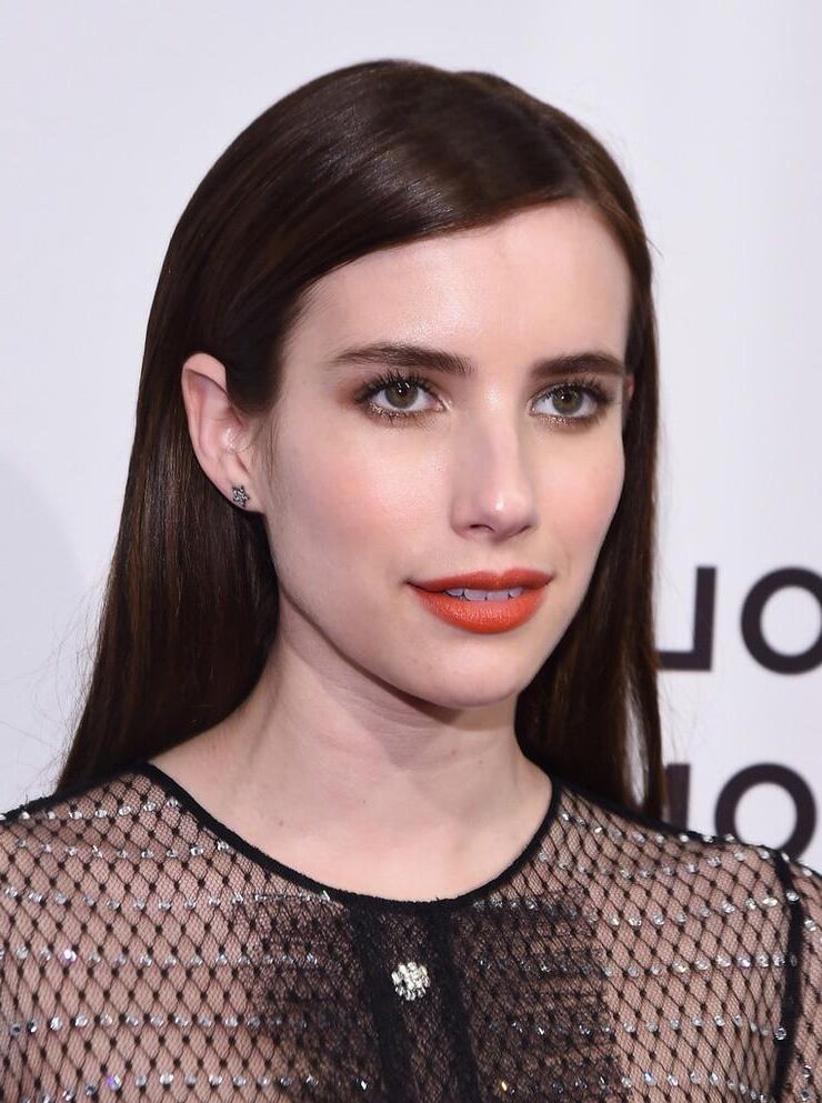 Emma Roberts 