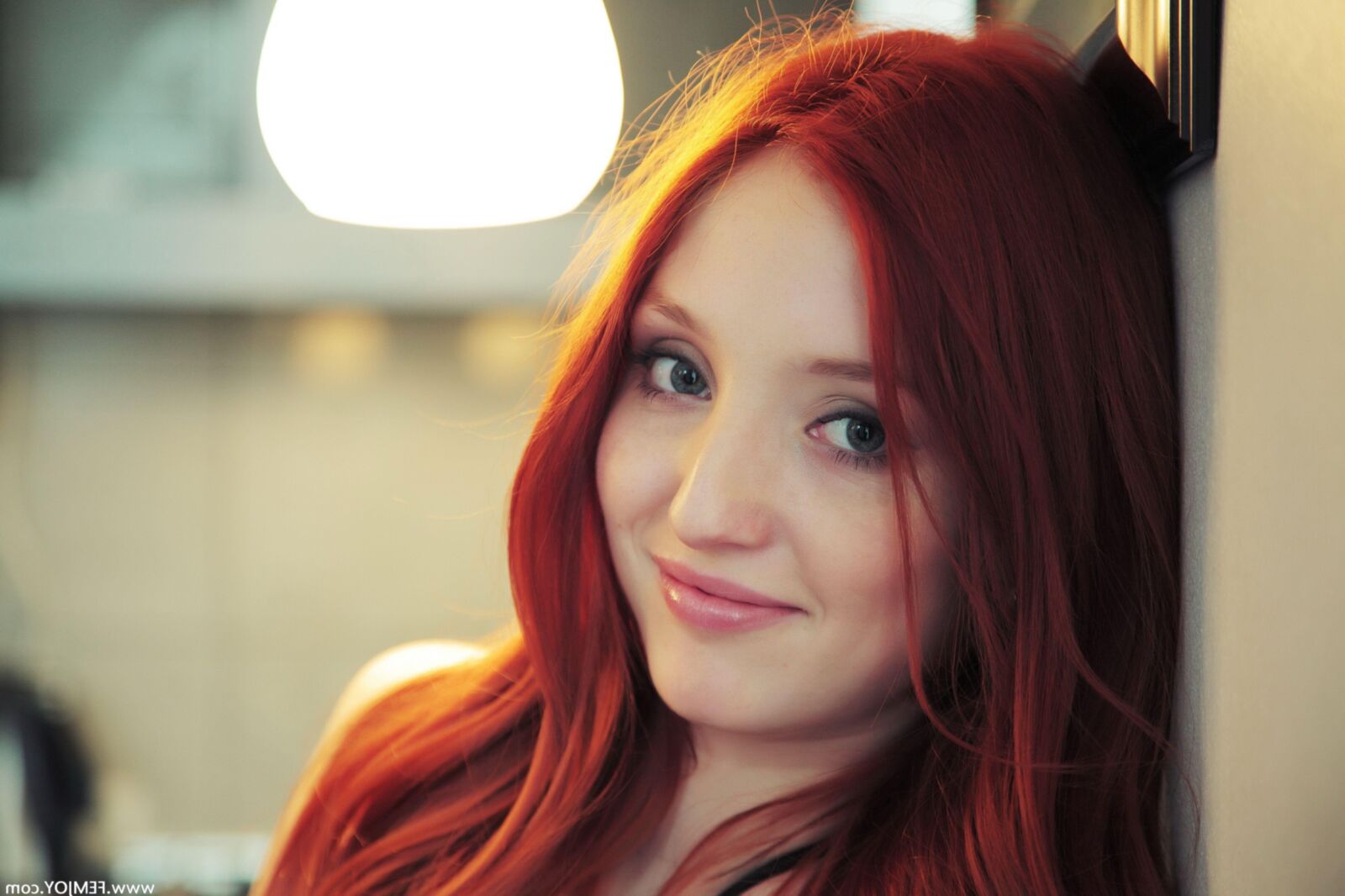 Random The Red Fox (Michelle H) non nude 