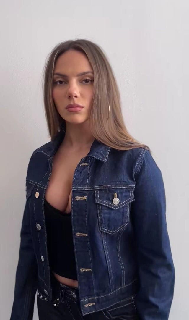 dafne keen