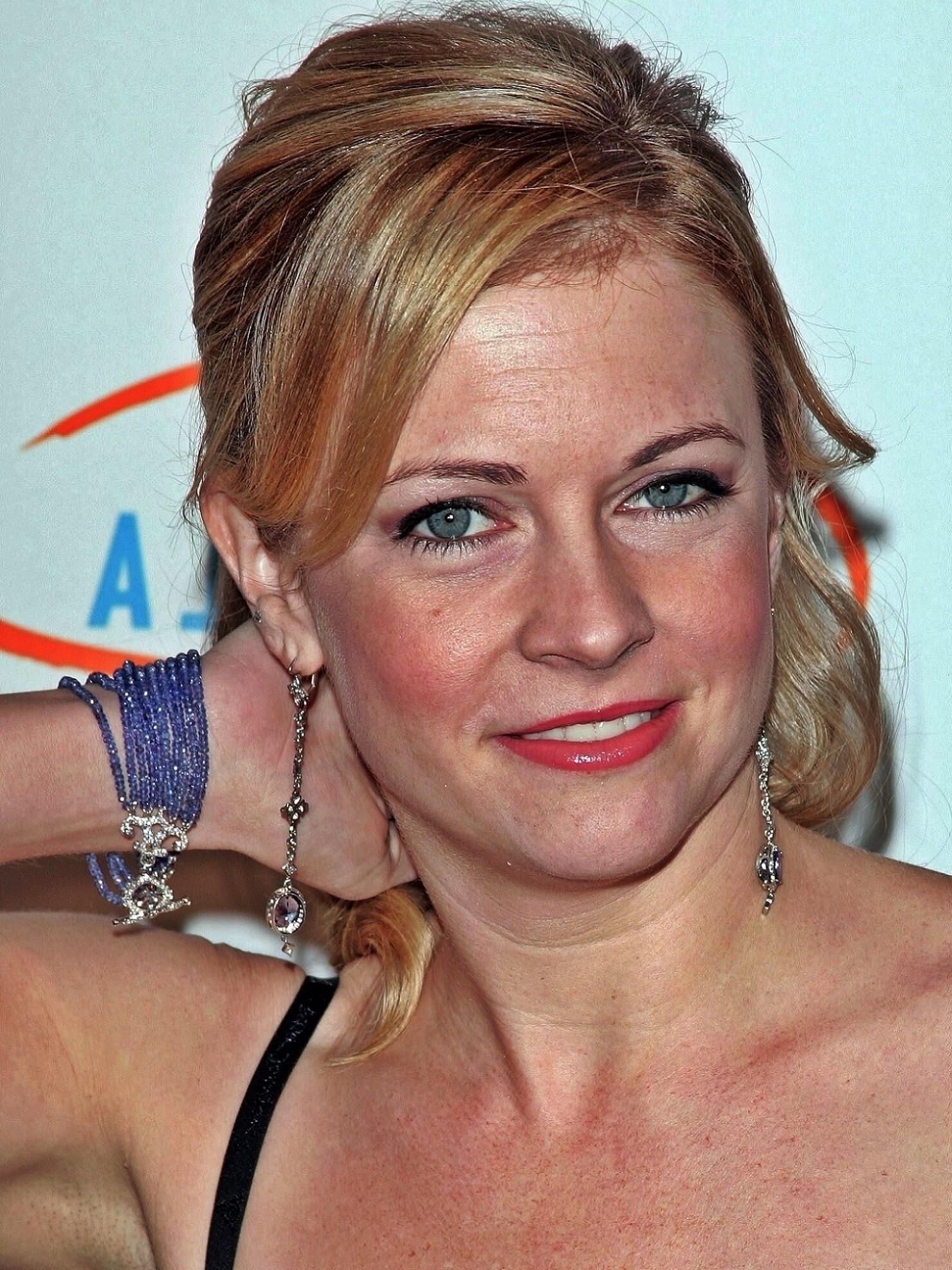 Celebrity Armpits 